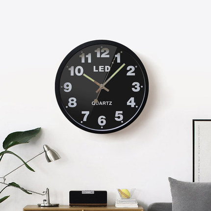 Reloj de pared luminoso para sala de estar