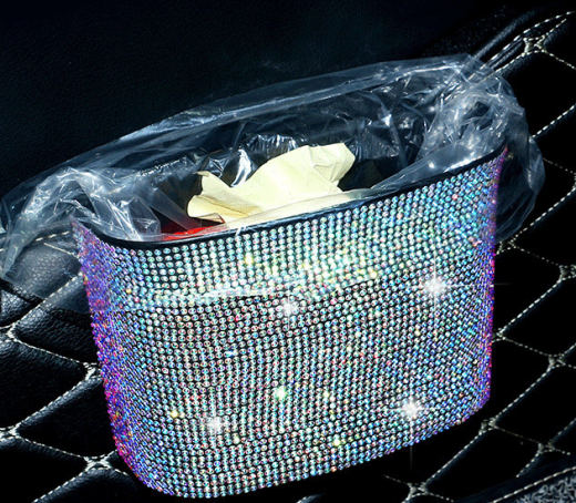 Personalidad creativa del contenedor de basura montado en el automóvil