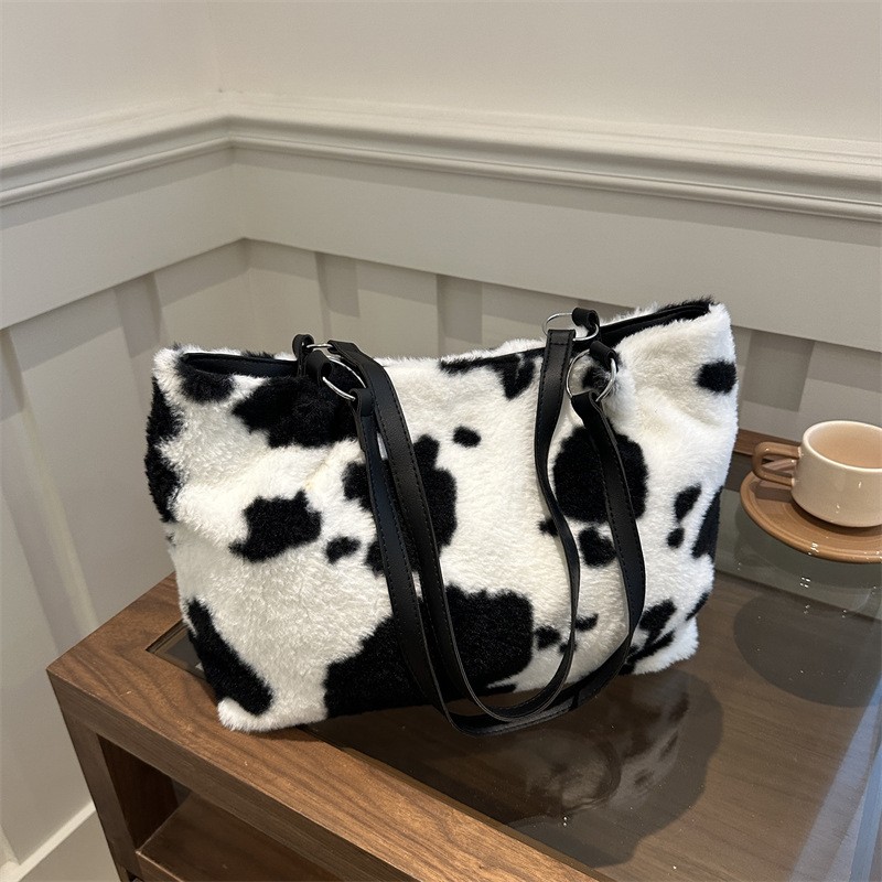 Bolso de hombro de piel de gran capacidad