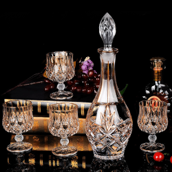 Set de regalo de botella de whisky y vino tinto de cristal Flavinz