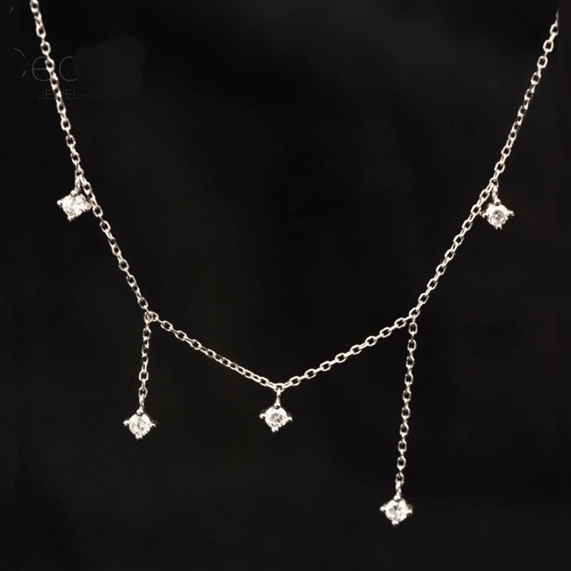 Collar con dijes de estrella de circonita en plata de ley 925