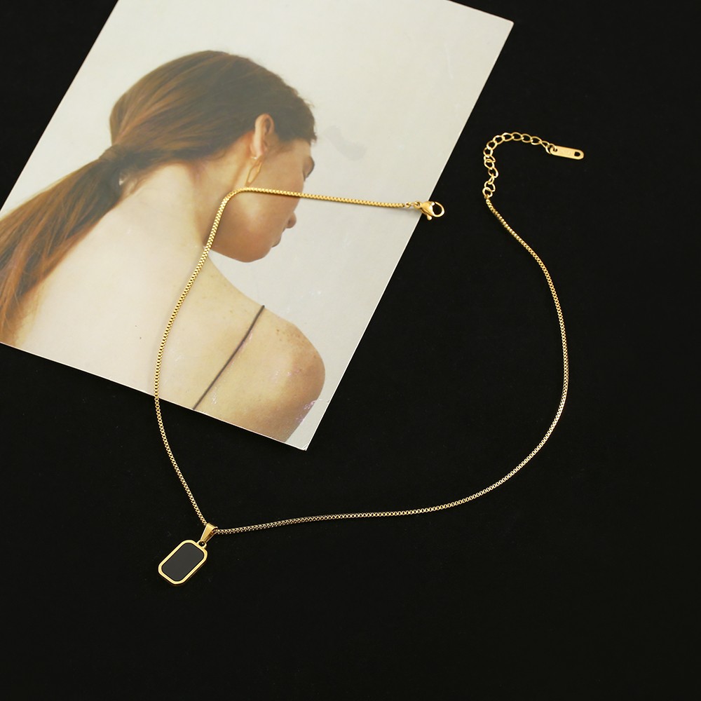 Collar con colgante cuadrado natural de acero inoxidable 316L