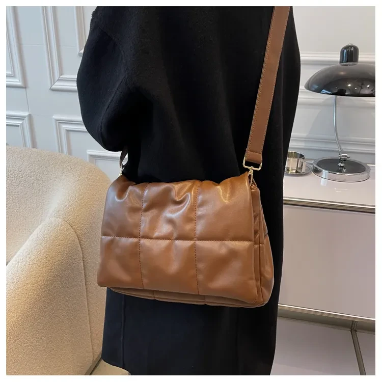 Bolso de traje de algodón de gran capacidad con hilo bordado estilo retro de moda para mujer