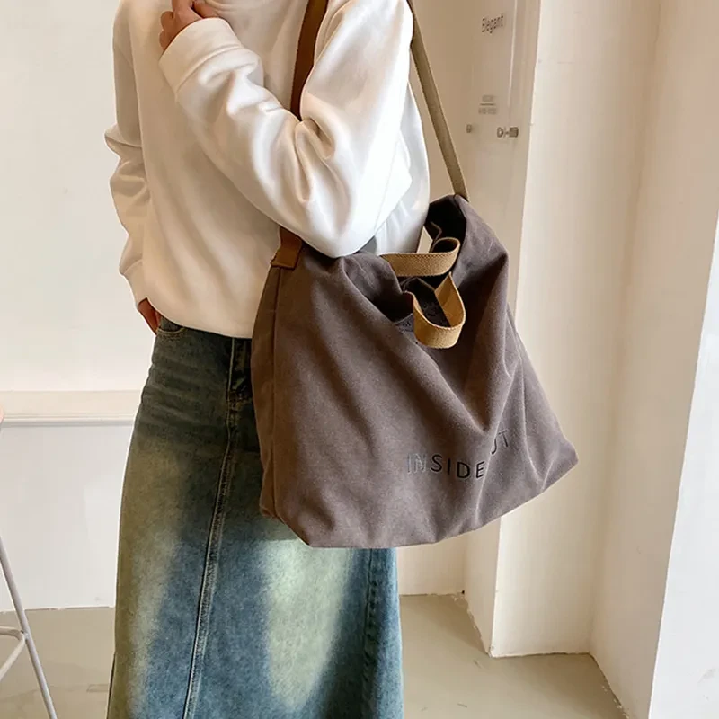 Bolsos de lona de gran capacidad para mujer, bolsos casuales de moda, bolso de hombro con estampado del alfabeto y correa ajustable, bolso retro para compras