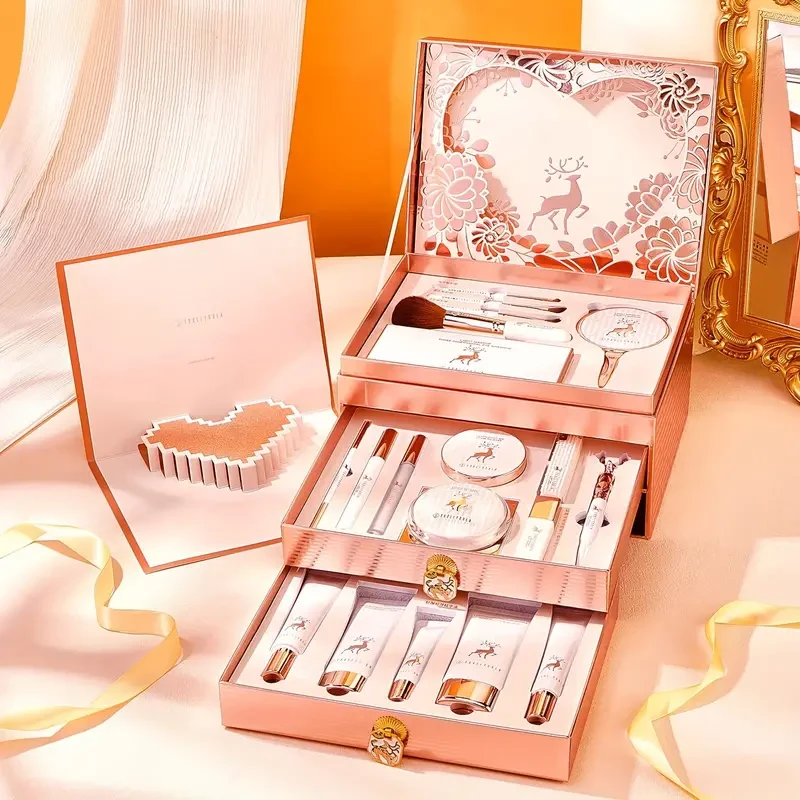 Set de regalo de 20 piezas True Love Deer: lápiz labial naranja nude, crema BB y corrector color marfil, paleta de sombras de ojos de 9 colores, lápiz delineador de ojos líquido, lápiz de cejas de doble punta, máscara de pestañas, pinceles de maquillaje (