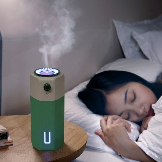 Humidificador USB mini para oficina y coche con pulverizador ajustable
