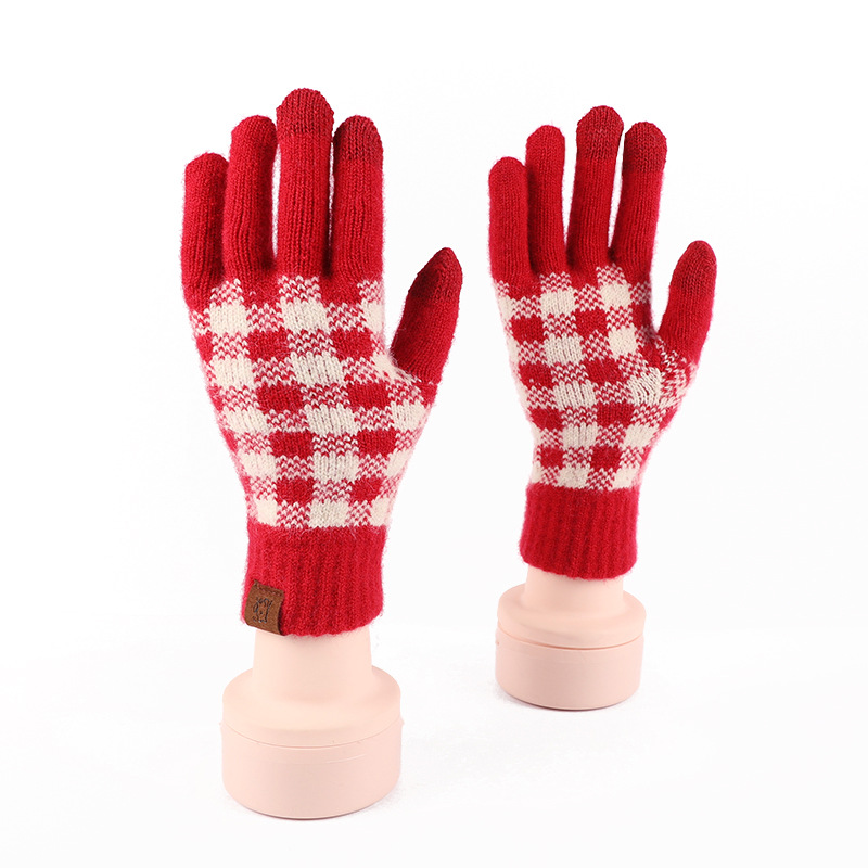 Guantes rojos festivos de Año Nuevo