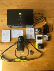 Kit Nikon Z5+24-50 mm con accesorios para cámara