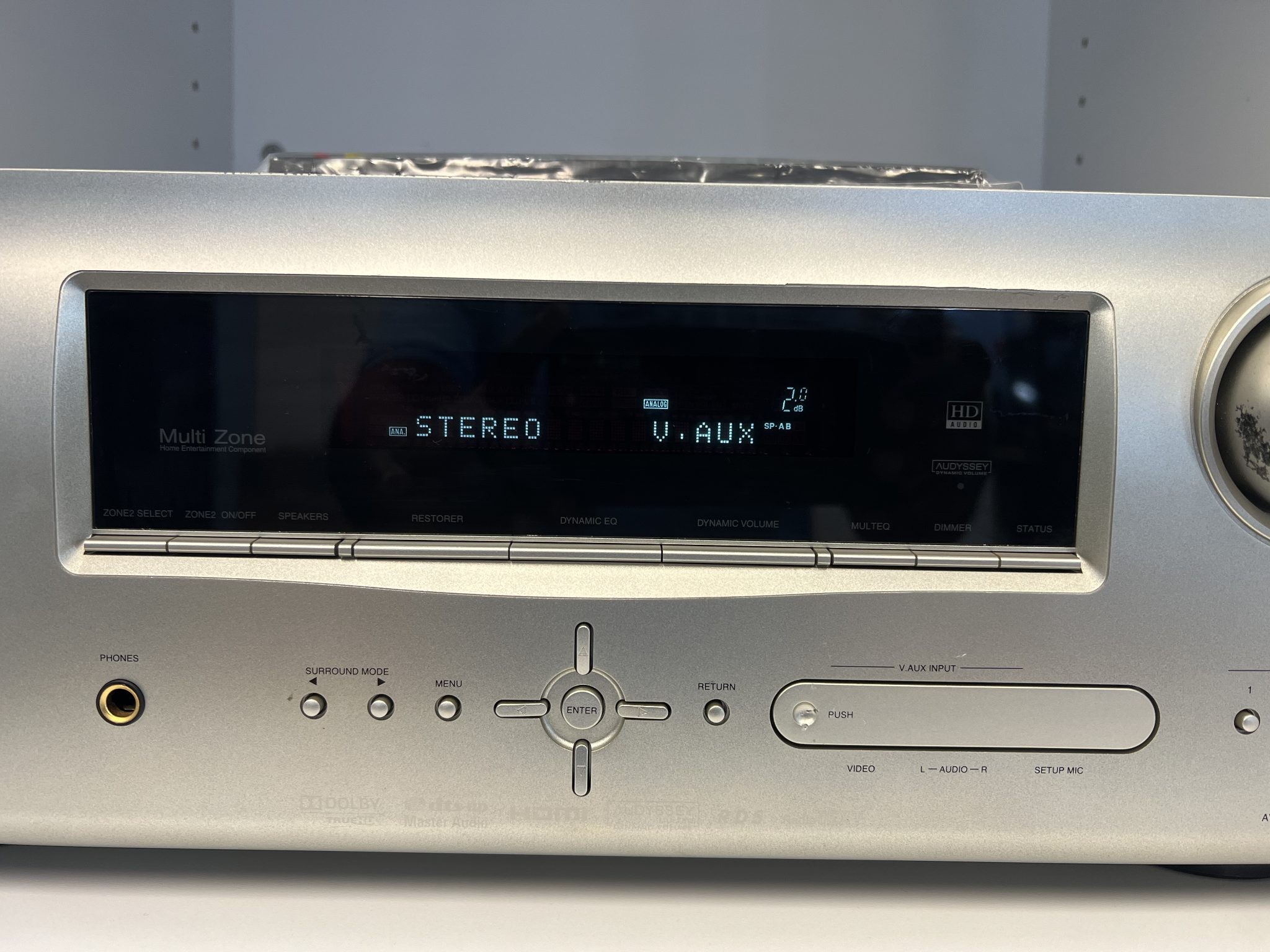 Receptor de sonido envolvente de audio y vídeo Denon AVR-1910 (2009-10)