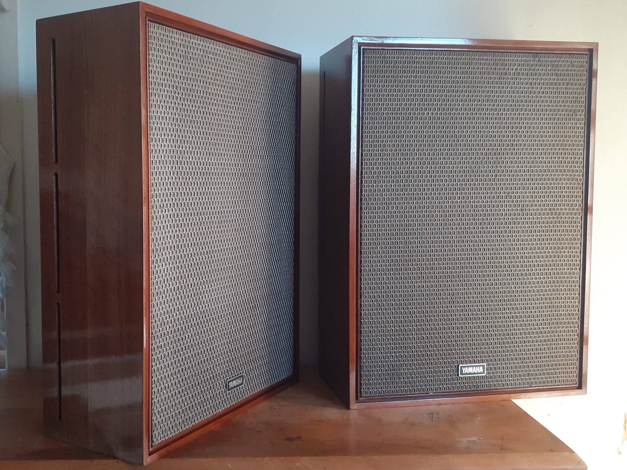 Altavoces Yamaha NS-15 (1969): modelo excepcional, estado excepcional