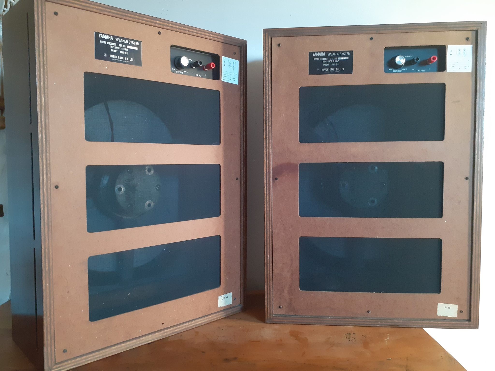Altavoces Yamaha NS-15 (1969): modelo excepcional, estado excepcional