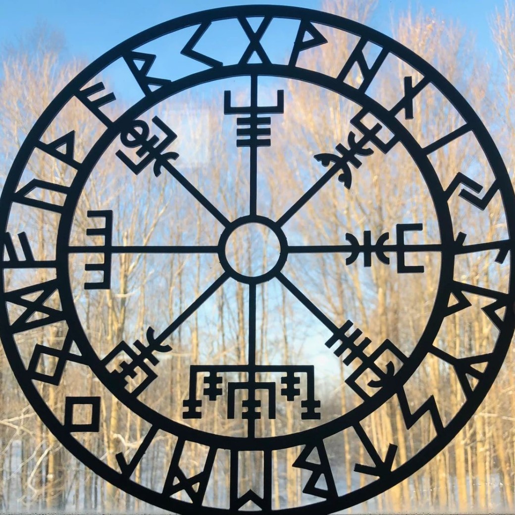 Brújula vikinga de metal para decorar la pared del hogar