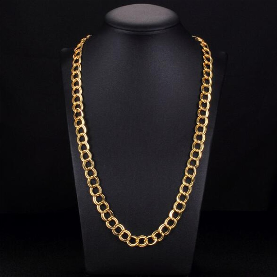 Collar de oro de 18 quilates con doble cara esmerilada en forma de O