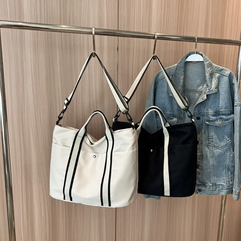 Bolsa de lona portátil para deportes del campus