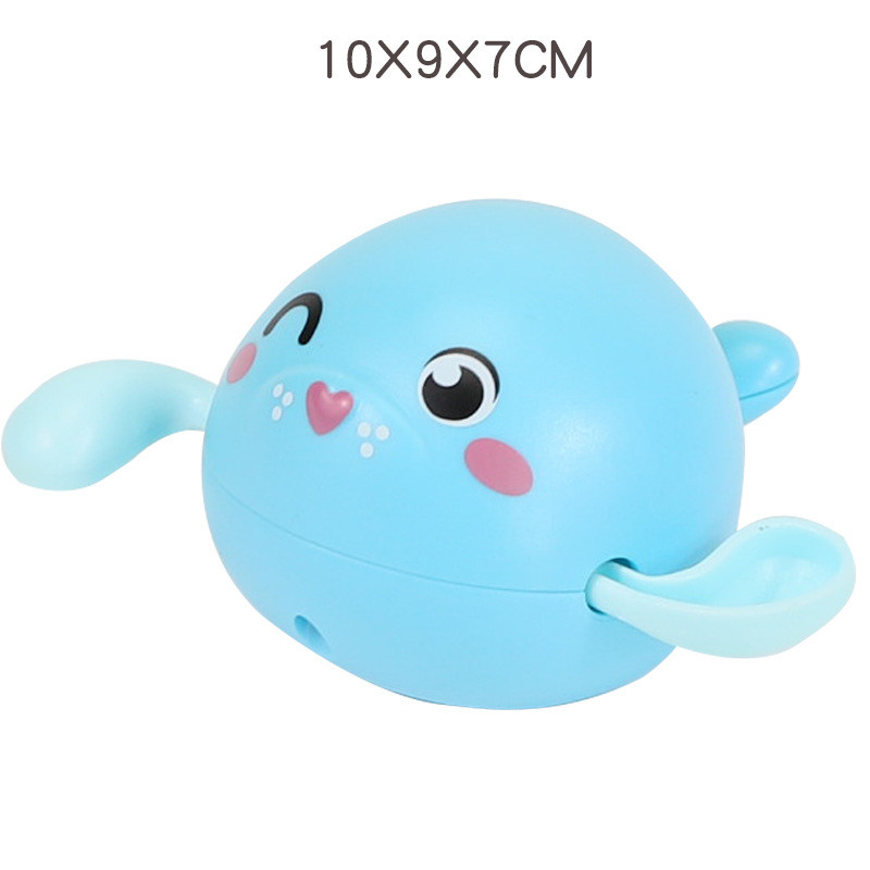 Juguetes para el baño de bebés jugando en el agua
