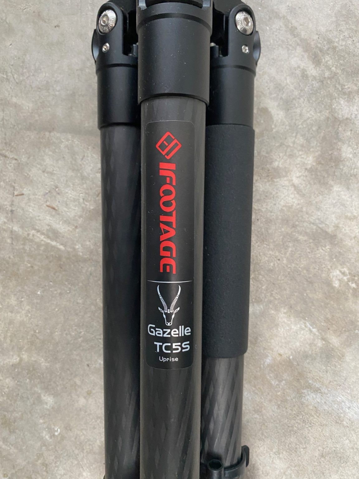 Trípode iFootage Gazelle TC5S - Fibra de carbono