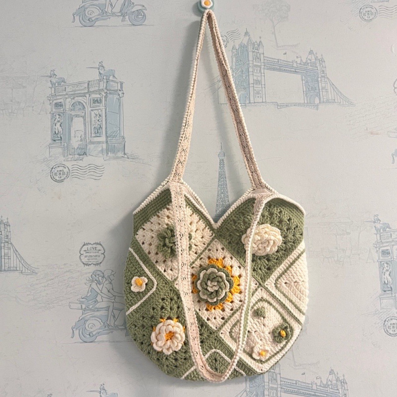Bolso bandolera tejido a mano, bolso de abuela tejido a ganchillo de lana, bolso con flores a cuadros