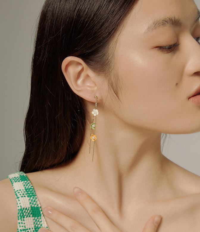 Pendientes largos con borlas de temperamento