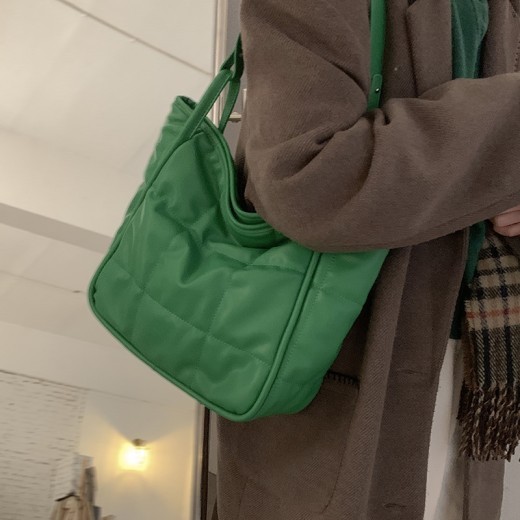 Bolso de mano sencillo de moda para mujer de Green Down, de gran capacidad y combinable con todo.