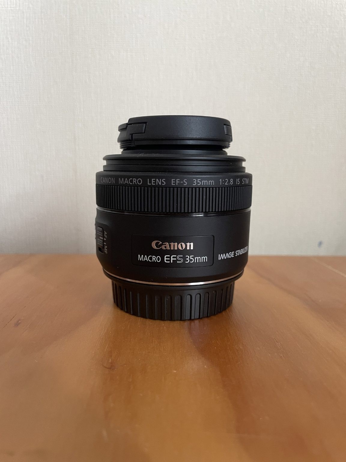 Canon EF-S 35 mm f/2,8 IS STM Macro