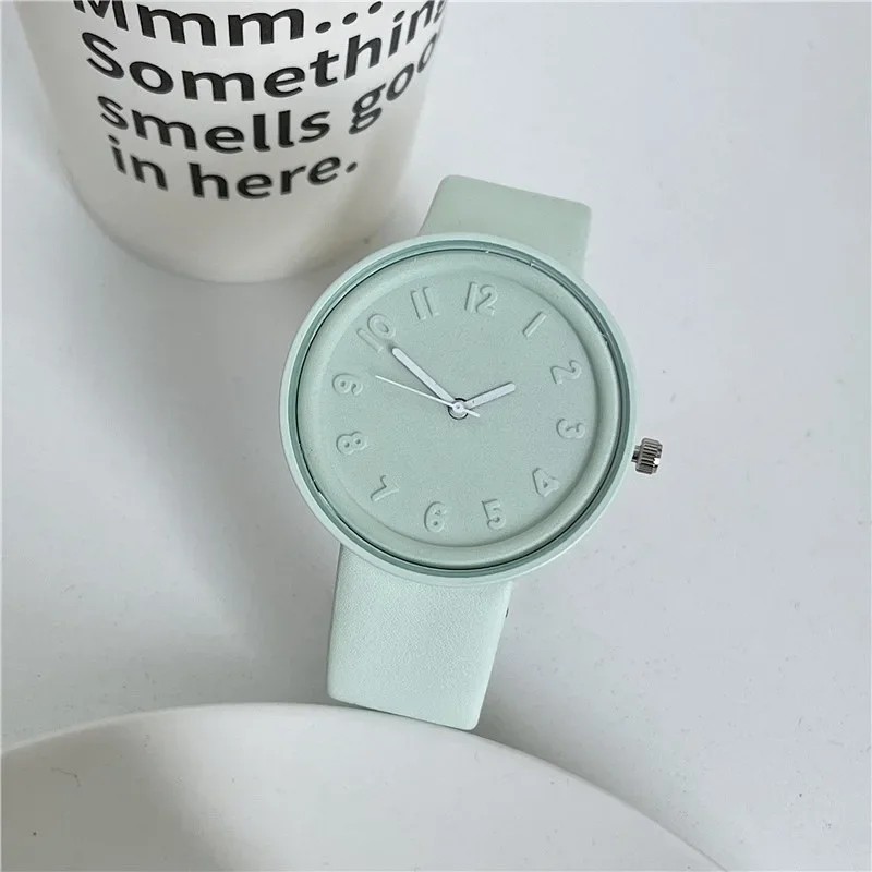 Reloj de cuarzo para mujer, color macarrón, retro, digital, de pulsera