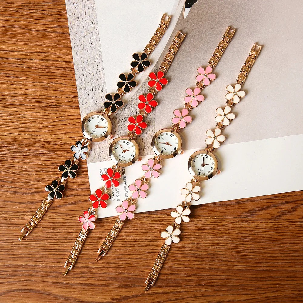 Reloj de pulsera de lujo con flores y diamantes de imitación