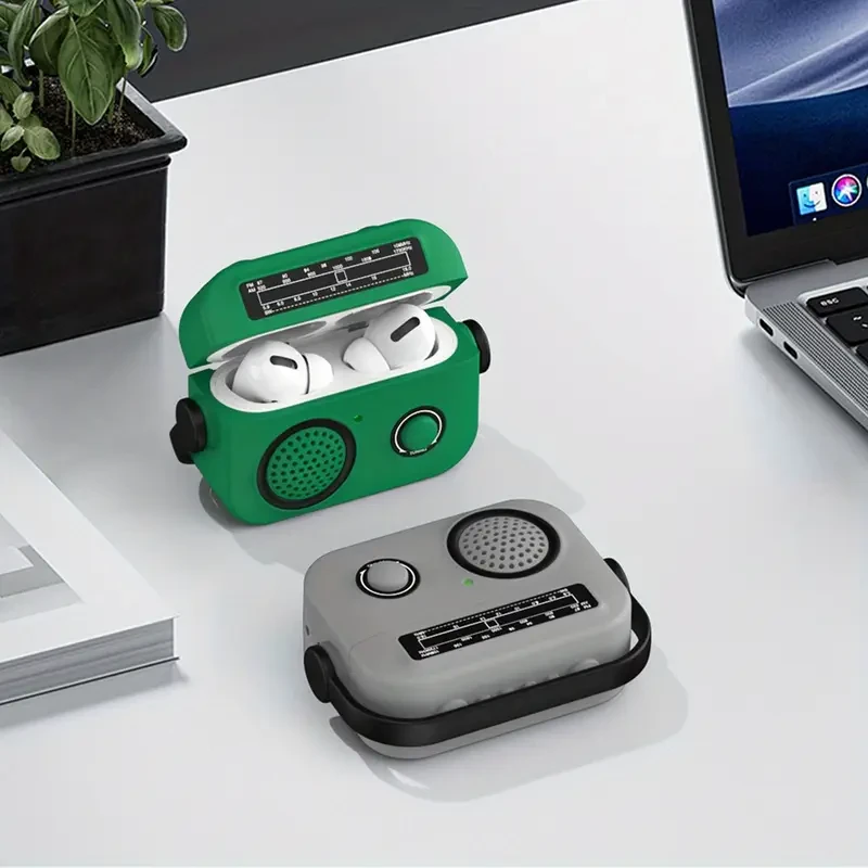 Funda con diseño de radio retro creativo para Airpods 4, 3, Pro, 2 y Pro2 de Apple. Funda protectora anticaídas con cierre seguro para Airpods 1 y 2, soporte de pie, funda amortiguadora con cordón y kit de limpieza, ideal para parejas.