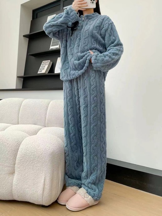 Pijamas de otoño e invierno con cremallera torcida para parejas, forro polar grueso de coral, ropa de dormir para estar en casa