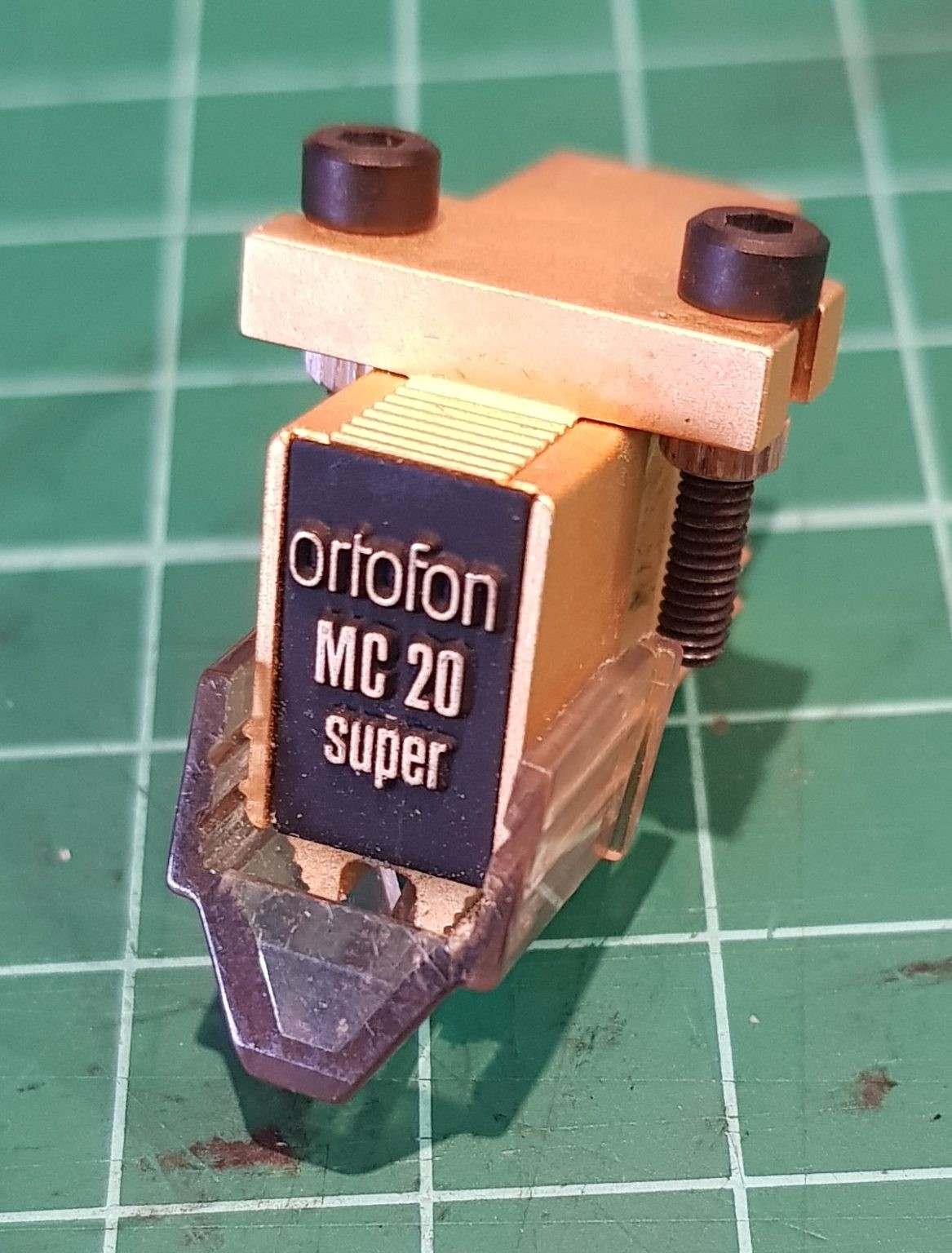 Cápsula original Ortofon MC20 Super MC. En excelente estado, en su caja original.