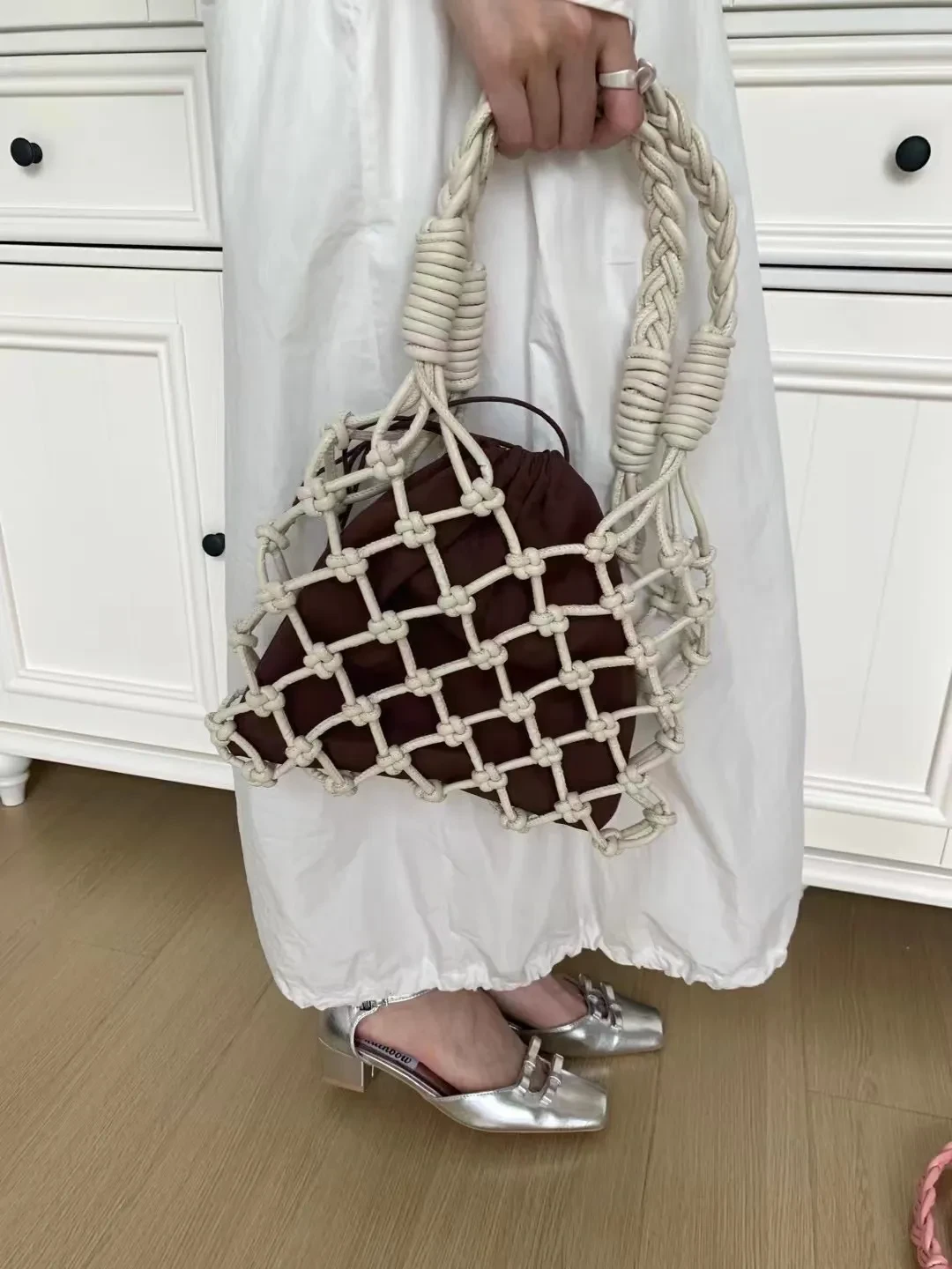 Bolso de hombro portátil hueco tejido a mano de PU, bolso de hombro debajo del brazo