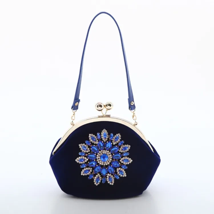 Bolso de novia rojo con personalidad de moda