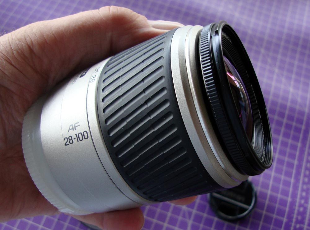 Objetivo AF 28-100 mm compatible con Sony