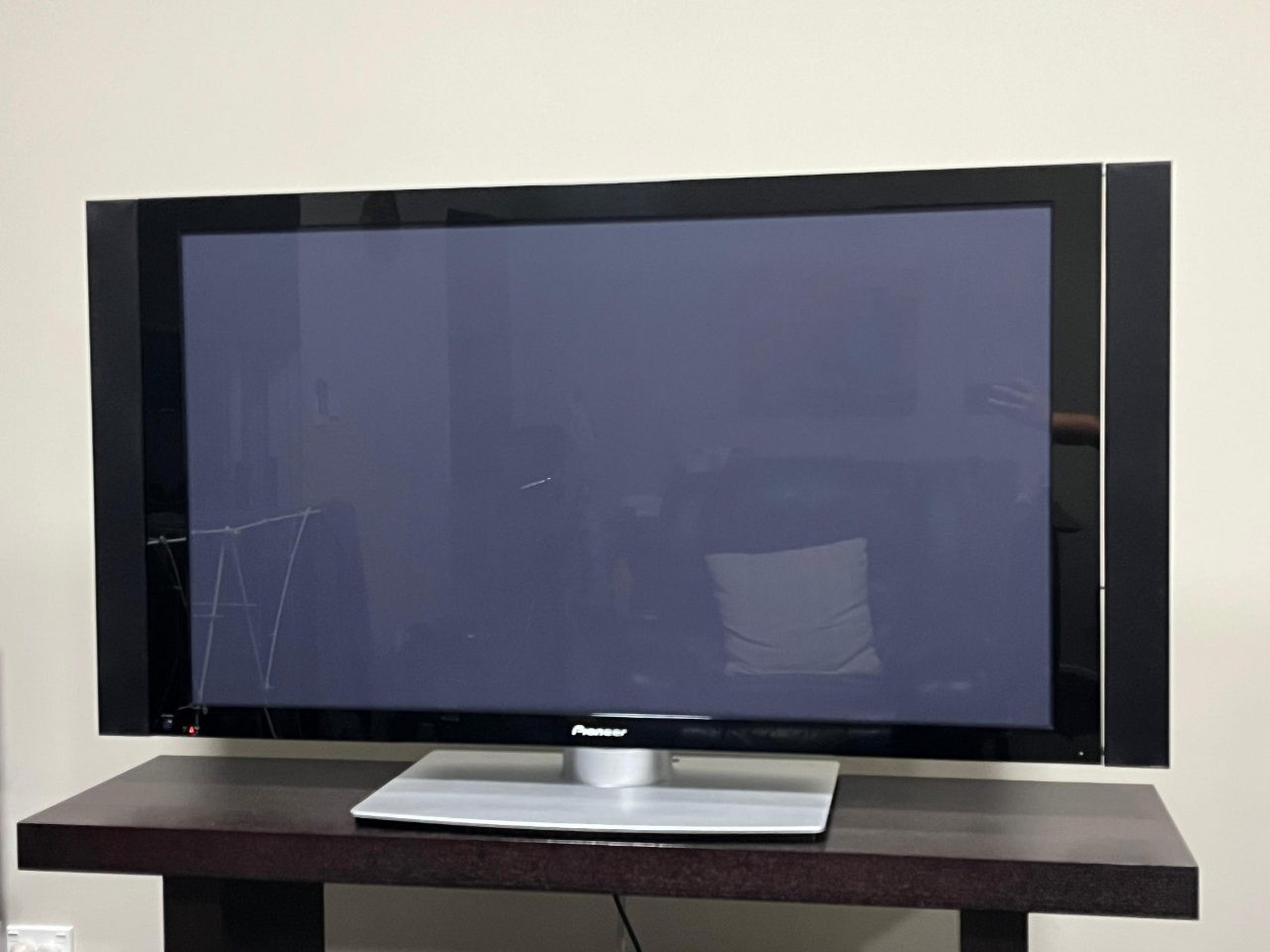Televisor de plasma Pioneer de 50"