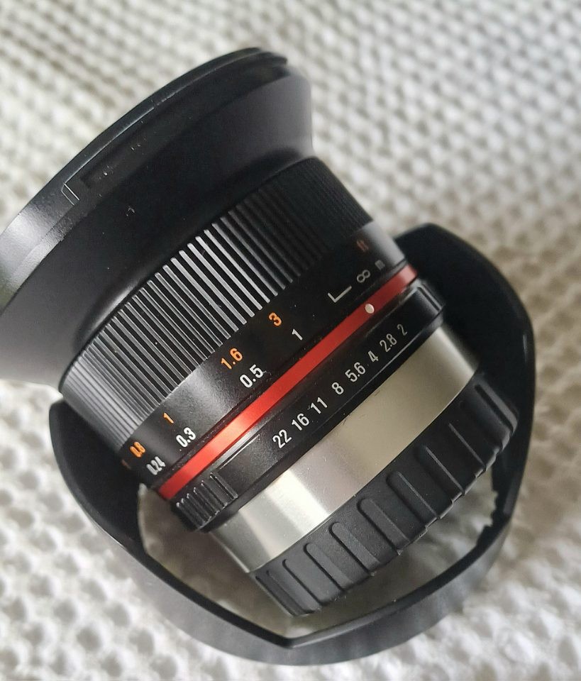 Samyang 12 mm f/2, montura Fuji X
