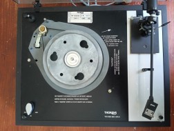 Thorens TD 160 BC MKII con brazo Grace G-707 y cartucho Sumiko Pearl
