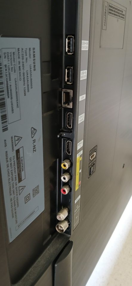 Televisor inteligente Samsung 4K UHD de 43 pulgadas