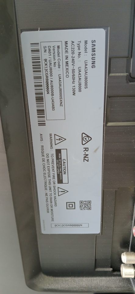Televisor inteligente Samsung 4K UHD de 43 pulgadas