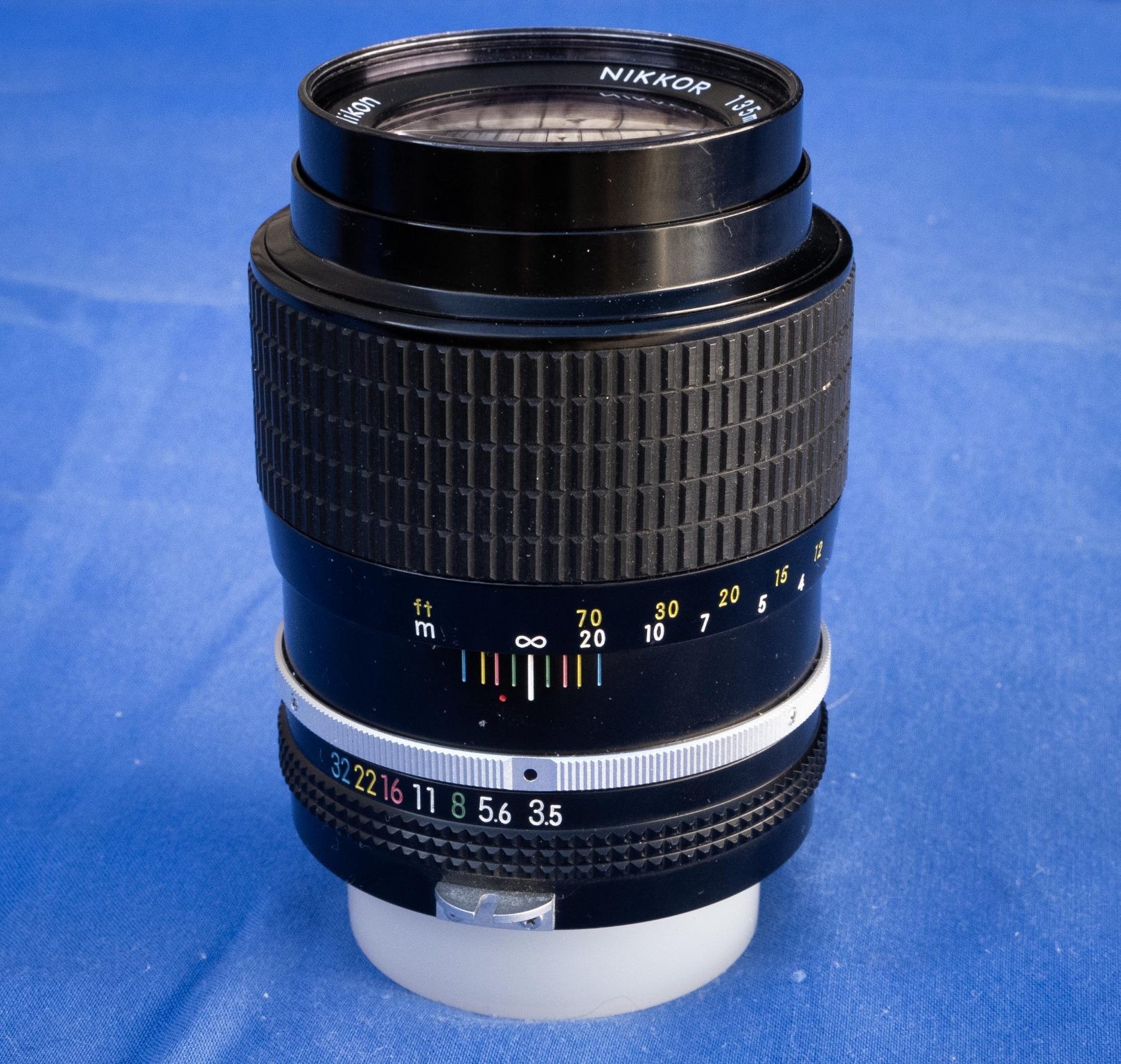 Objetivo Nikon 135 mm f/3,5 Classic