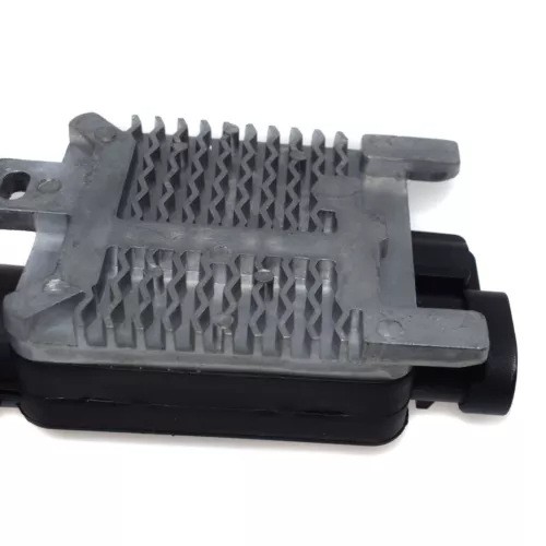 El módulo de control del ventilador es adecuado para automóviles.