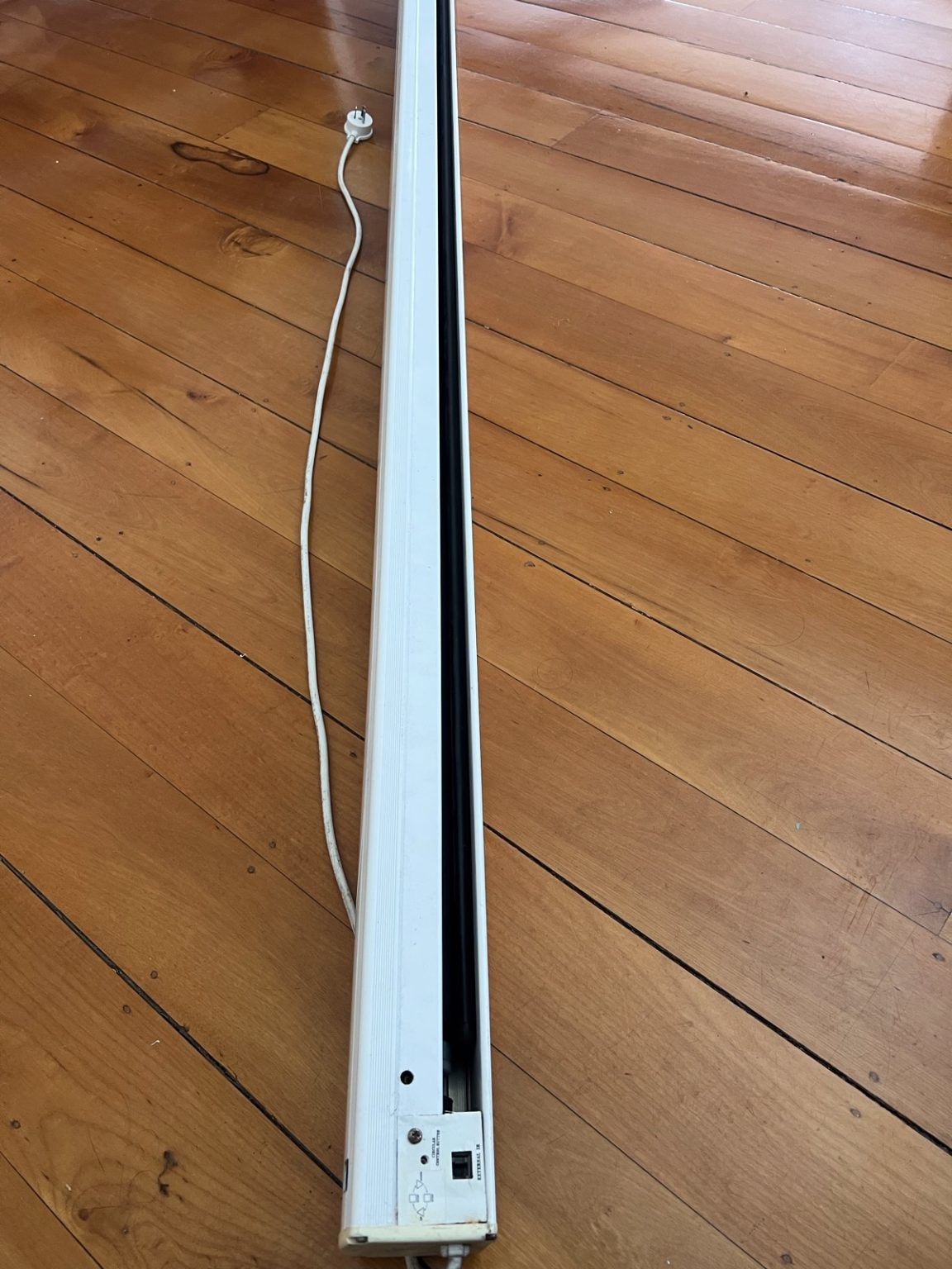 Pantalla de proyector motorizada de 100 pulgadas