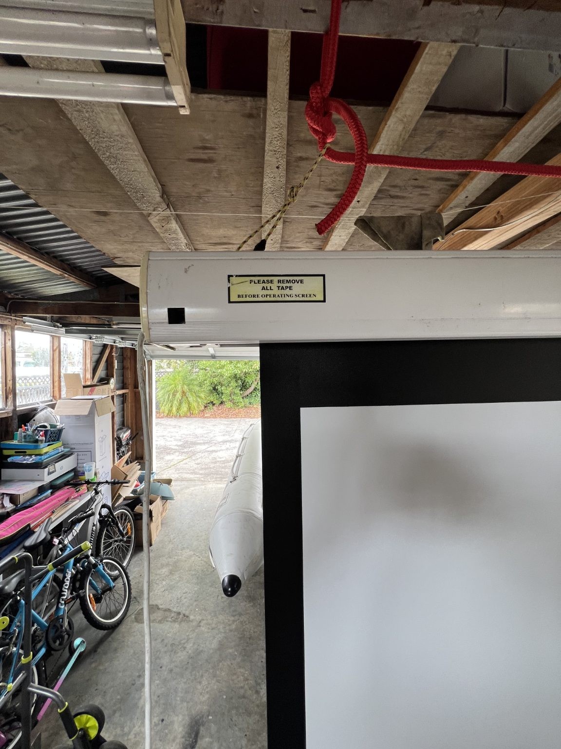 Pantalla de proyector motorizada de 100 pulgadas