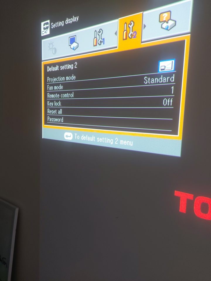 Proyector LED Toshiba solo 15 horas
