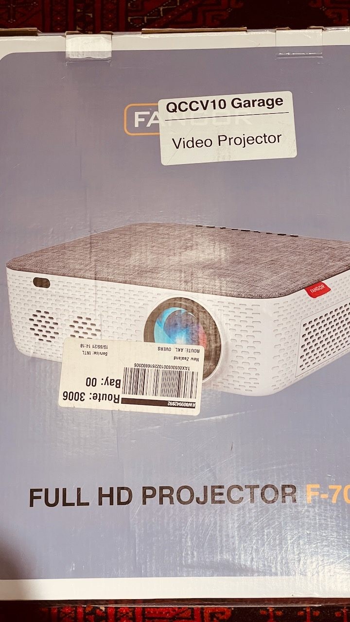 Proyector de vídeo LED Full HD 1080P FANGOR F-701