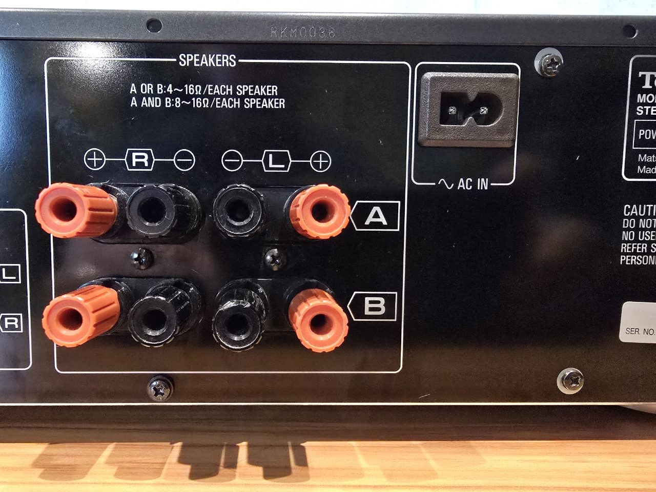 Amplificador estéreo Technics SU-V460
