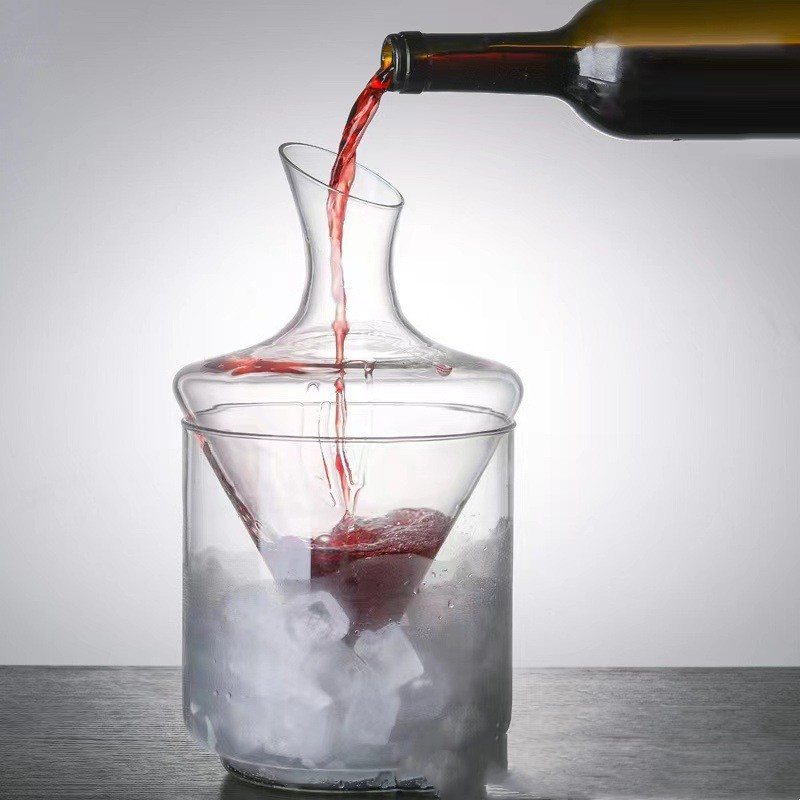 Cubitera de hielo de cristalería europea moderna y sobria