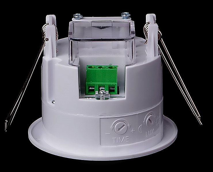 Sensor PIR de luz y movimiento de 230 V. Montaje sencillo en techo. 5-600 segundos. Modelo mejorado.