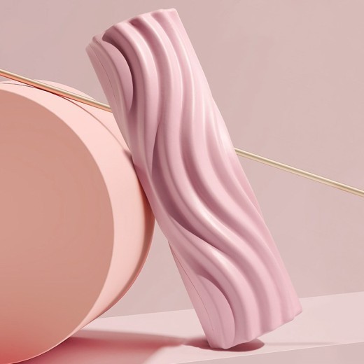 Artefacto Crus: palo de masaje con dientes de lobo