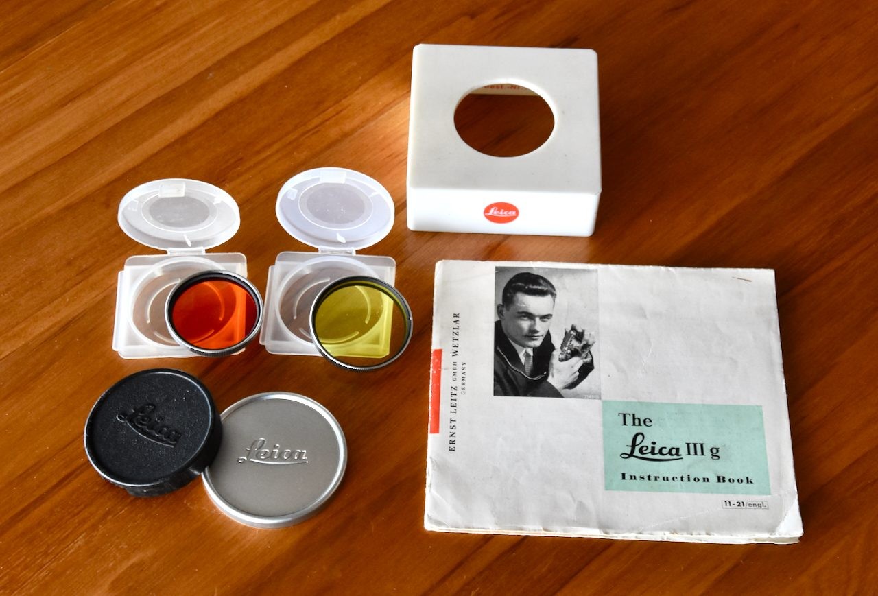 Filtros Leica IIIg IB, E39 UV e Y1 para Summicron 50mm, etc. Excelente.