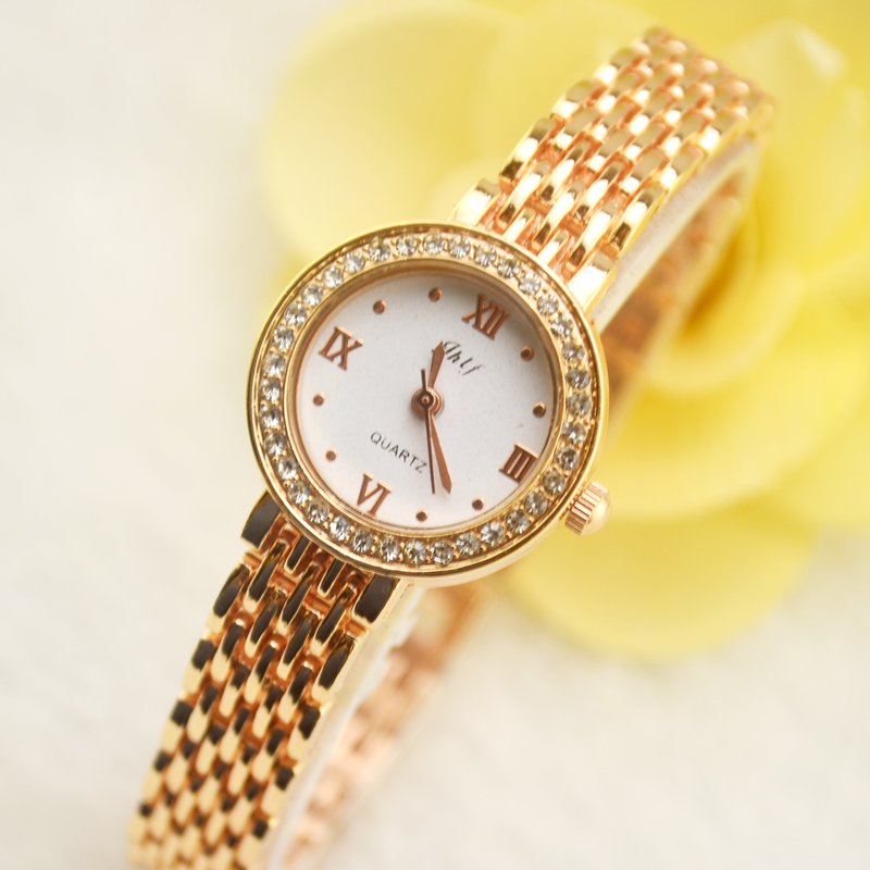 Reloj con cristales de imitación