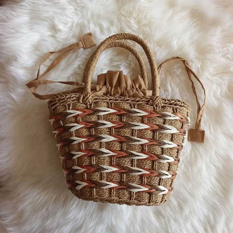 Bolso de mano tejido con hilo de papel de estilo japonés de moda